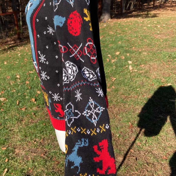 Westeros Game of Thrones Joy to the Realm Christmas sweater size S - Picture 3 of 7
